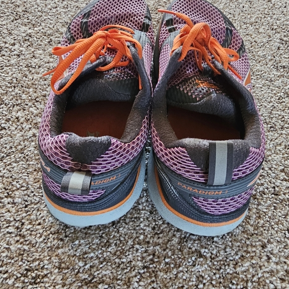 Altra Paradigm 3 women's size 11 used - Picture 5 of 5